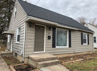 1069 Kentwood St NE, Grand Rapids, MI