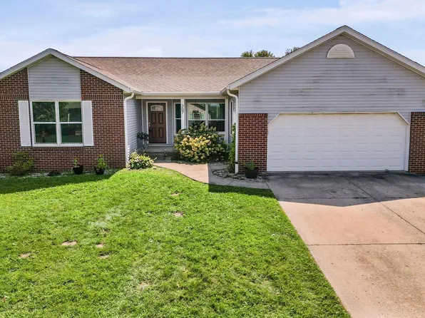 307 N Maude Dr E, Rossville, IN 46065