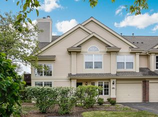 1272 Old Mill Ln, Elk Grove Village, IL 60007