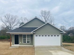 1593 Fairway Dr SW, Jacksonville, AL 36265