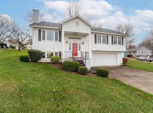 1088 Brookings Dr, Morgantown, WV