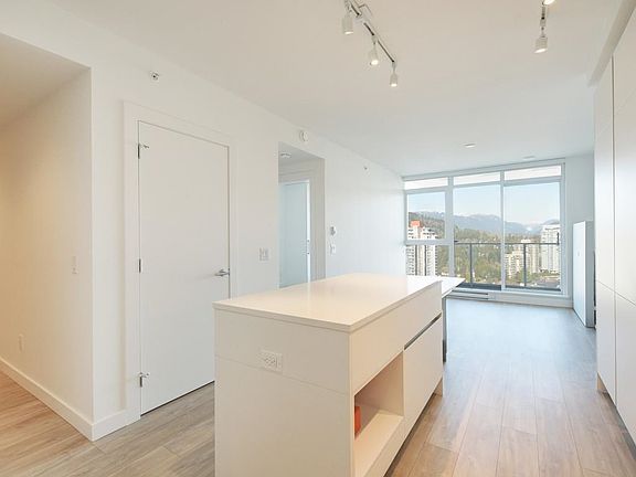 5th image of 657 Whiting Way #2401