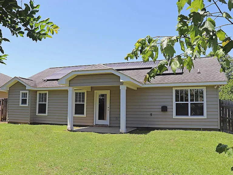 22 Ansley — Photo 14