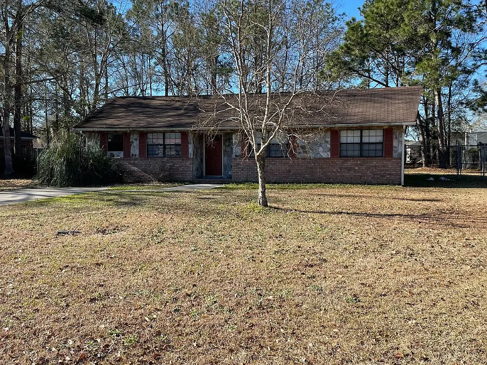 102 Kevin Rd