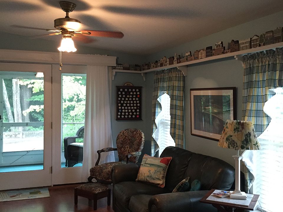 45 Washington St Plainville MA Zillow