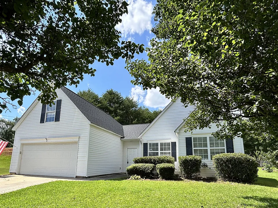4 Pear Tree Ct