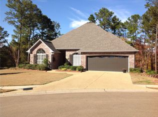 128 Willow Crest Cir, Brandon, MS 39047