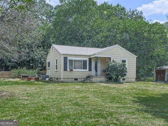 413 Hilltop Circle Ext SW, Mableton, GA 30126