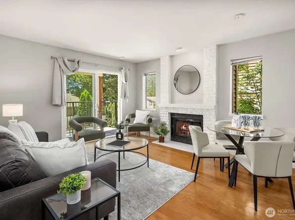 406 10th Street #C202, Kirkland, WA 98033