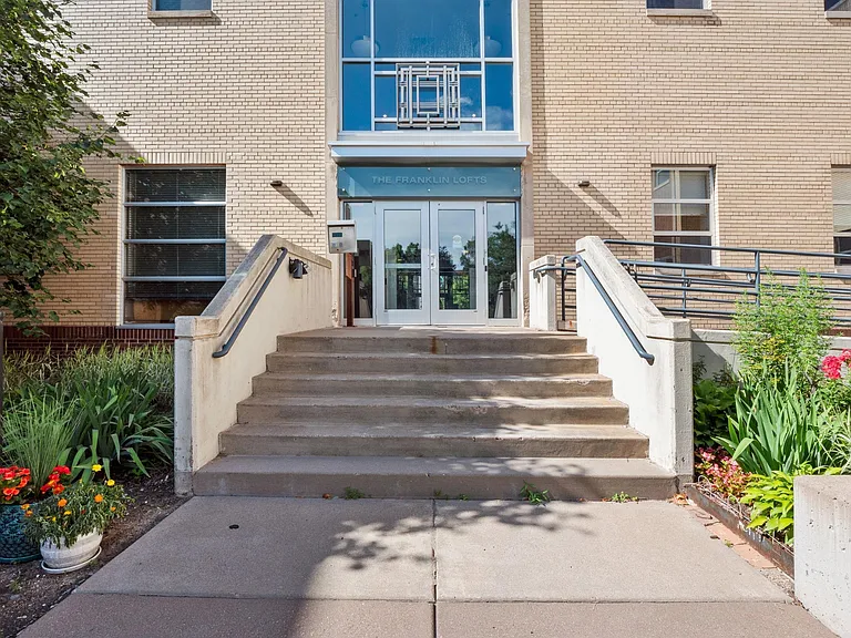 111 E Franklin Ave #316 — Photo 24