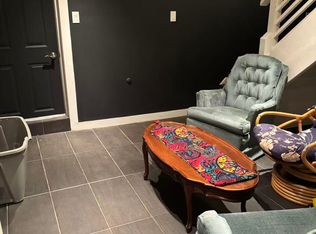 4024 W 16th Ave, Vancouver, BC V6R 3E1