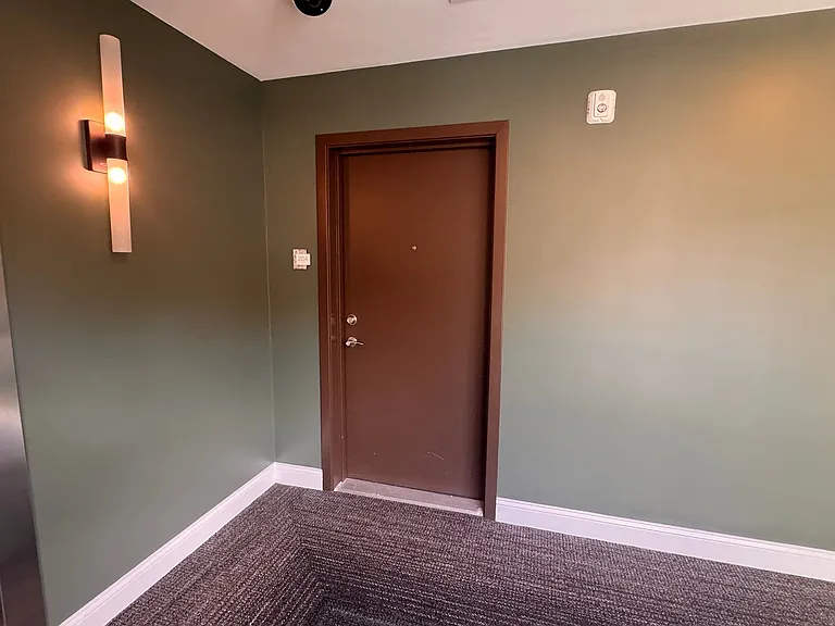279 Willard St — Photo 10