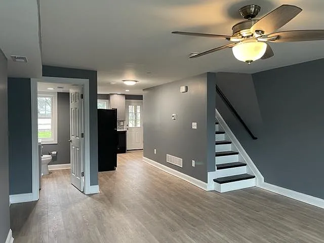 240 E Green St — Photo 8