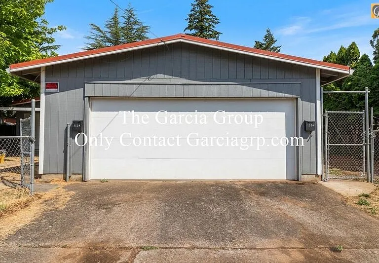 1534 NE 114th Ave — Photo 1