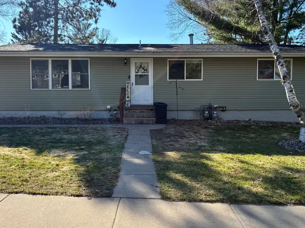 2215 5th St E, Menomonie, WI 54751