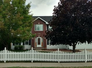 360 Waterview Rd, De Pere, WI 54115