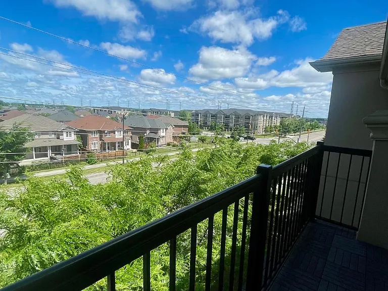 1360 Main St E #409 — Photo 16