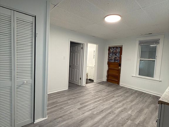 4th image of 217 E 21st St APT 2