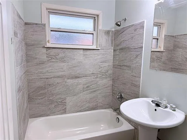 4722 Shalimar Dr — Photo 10