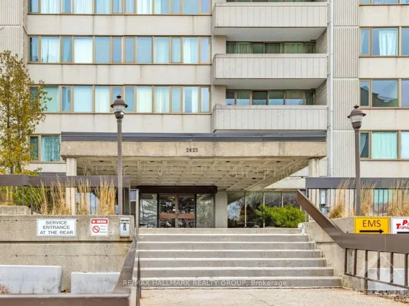 2625 Regina St #1402, Ottawa, ON K2B 5W8