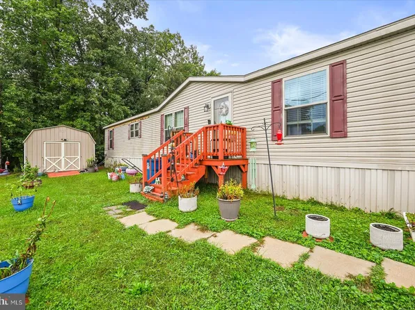 103 Rustique Dr, York, PA 17408