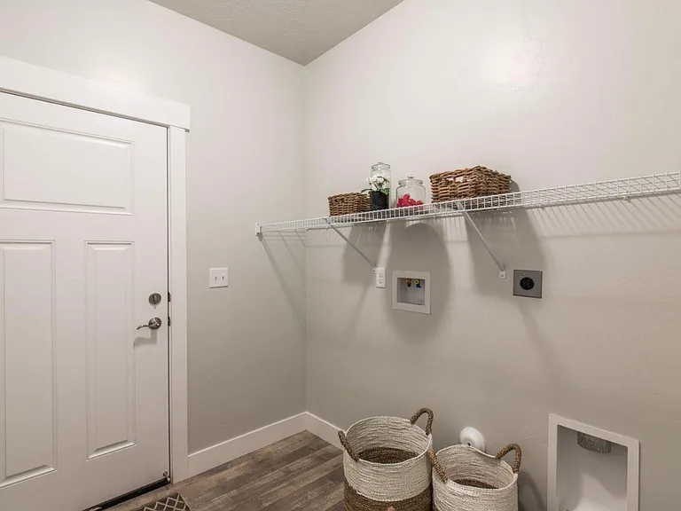 1813 W Newcastle Ln #C203 — Photo 15