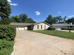 407 NW 73rd St, Lawton, OK 73505