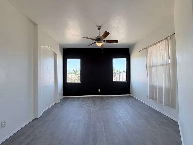 1024 Horner Dr — Photo 11
