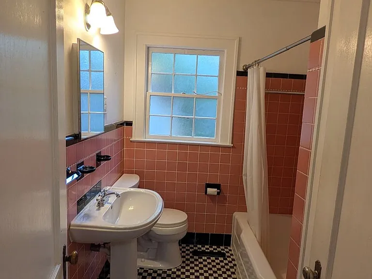 521 Gunter St — Photo 18