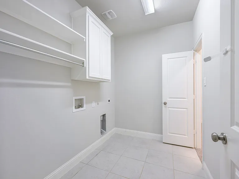 9724 Excursion Dr — Photo 18