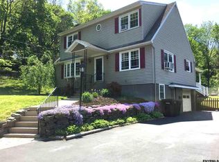 78 123rd St, Troy, NY 12182