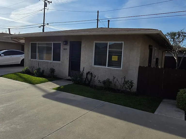 181-183 Santa Isabel Ave — Photo 9