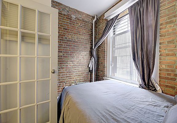 5th image of 411 W 48th St APT 1FE