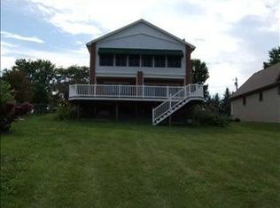 1195 Chickasaw Dr, London, OH 43140