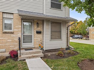 141 Condor Ct #11, London, ON N5W 6A1