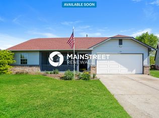 176 Lullaby Ct, Greenfield, IN 46140