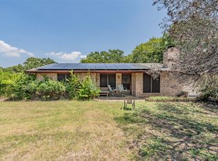 141 N Melanie Dr, Azle, TX 76020