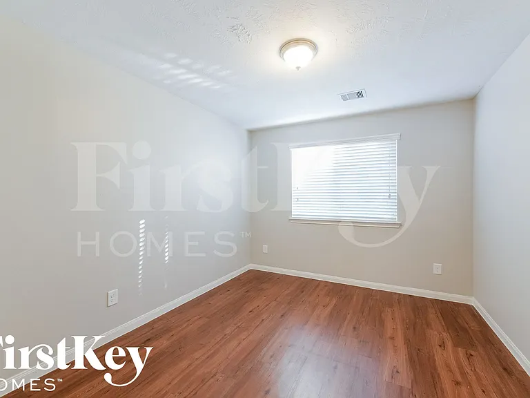 15411 Bammel Oaks Ct — Photo 11