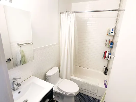 Rented by Compass | media 11