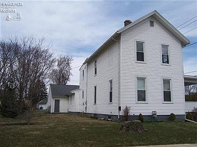 2nd image of 127 Tomb St