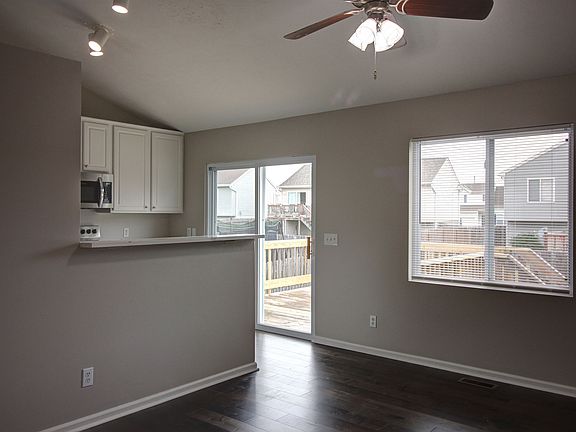 4th image of 15720 Rosewood St