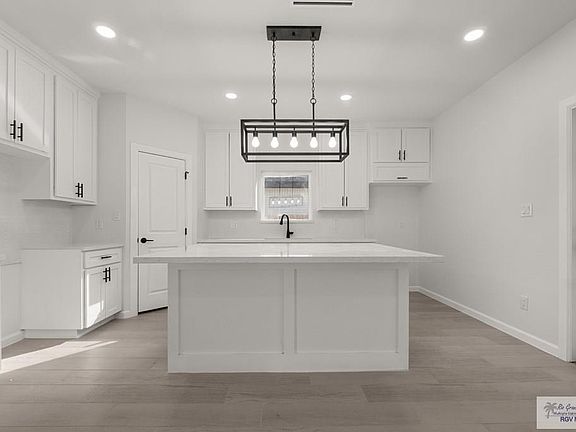 4th image of 2744 N Neel Dr