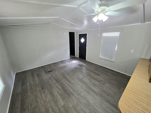 2nd image of 103 Dee St