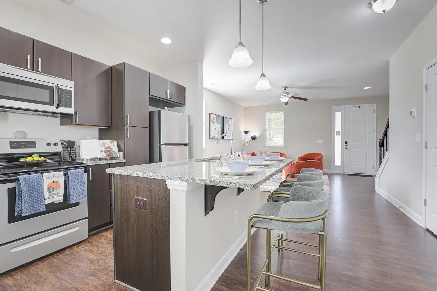 Charleston Row Townhomes — Photo 1