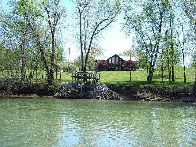 1st image of 449 River Oaks Dr