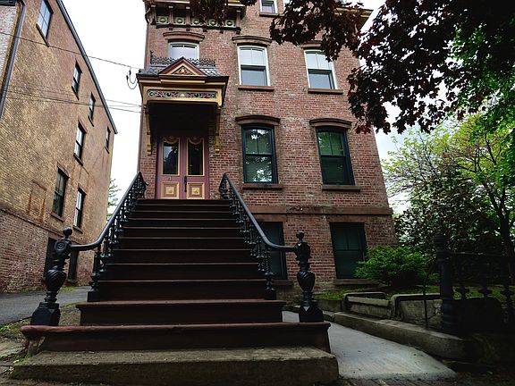 5th image of 4 Grand St #3