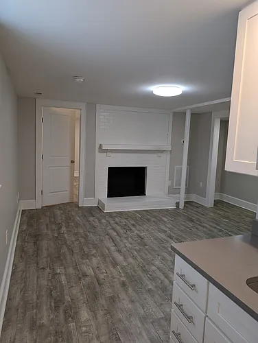 1900 Sunset Ave Photo 1