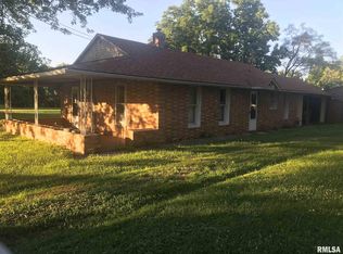 309 Young St, Colchester, IL 62326