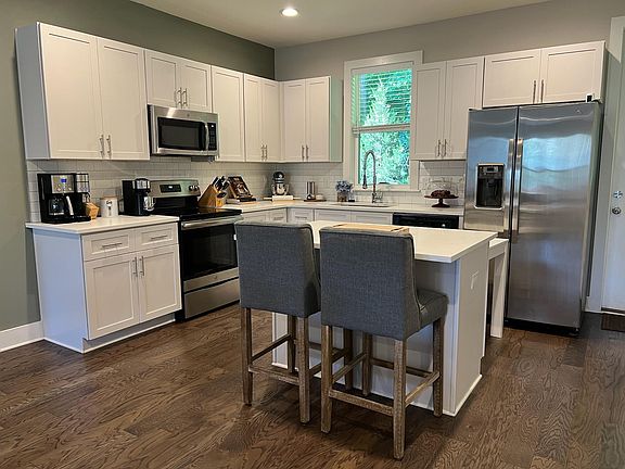 5th image of 720 Mill Creek Meadow Dr