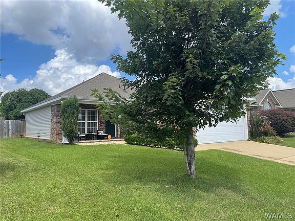 3rd image of 374 Split Rail Dr